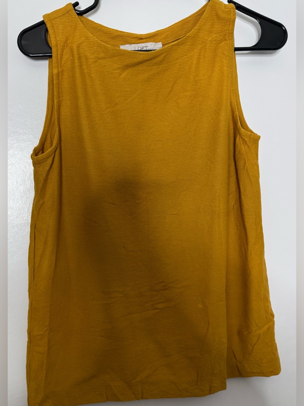 LOFT Golden Mustard Sleeveless Tank size xs fall button back accent XS stretch